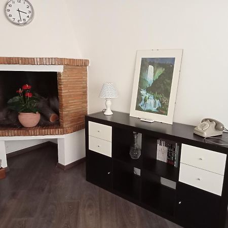 Casa Sofia - Appartamento Con Parcheggio Riservato Terni Exteriör bild